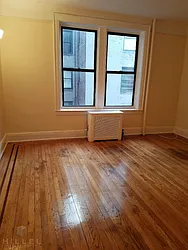 Rented by Hillel Realty Group