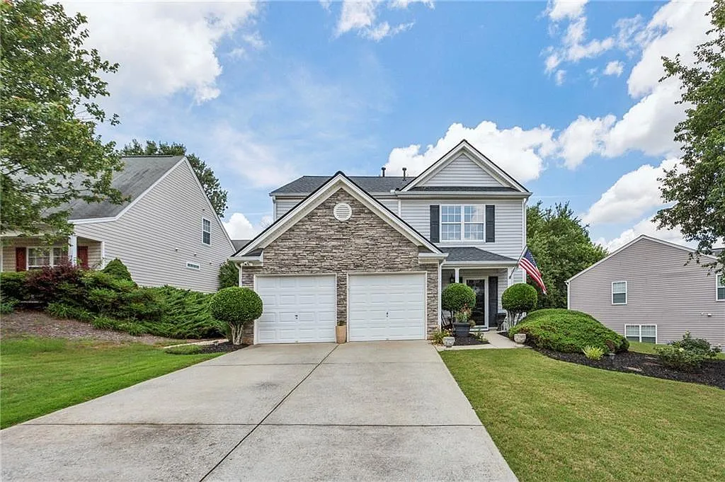 3 bed, 2.5 bath, 1559 sqft, $2,195 — Photo 1