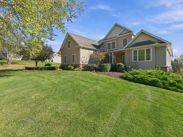 5164 Birch Ln, Davisburg, MI 48350