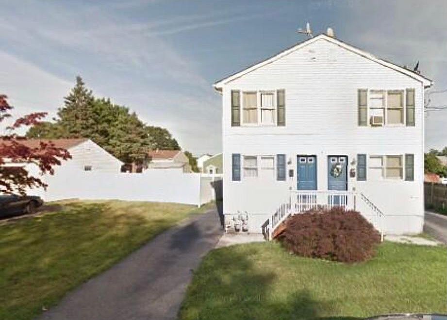 1st image of 114-116 Goldsmith Ave