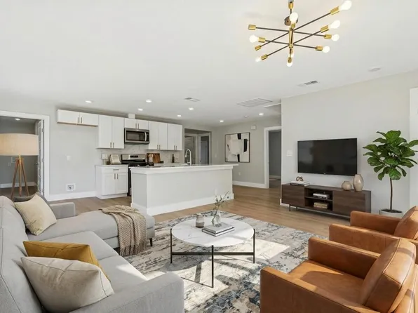 1521 Lattimore St, Denton, TX 76209