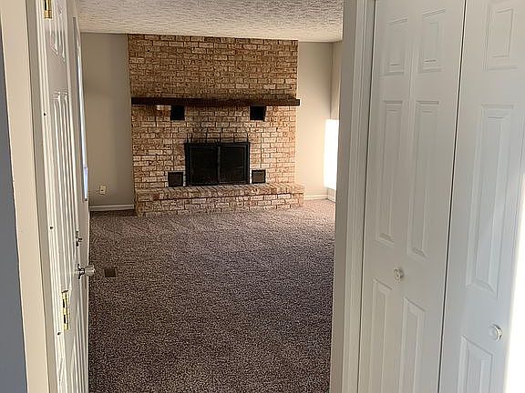 4th image of 750 Wisteria Dr