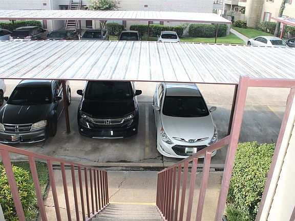 2nd image of 2120 El Paseo St APT 2810