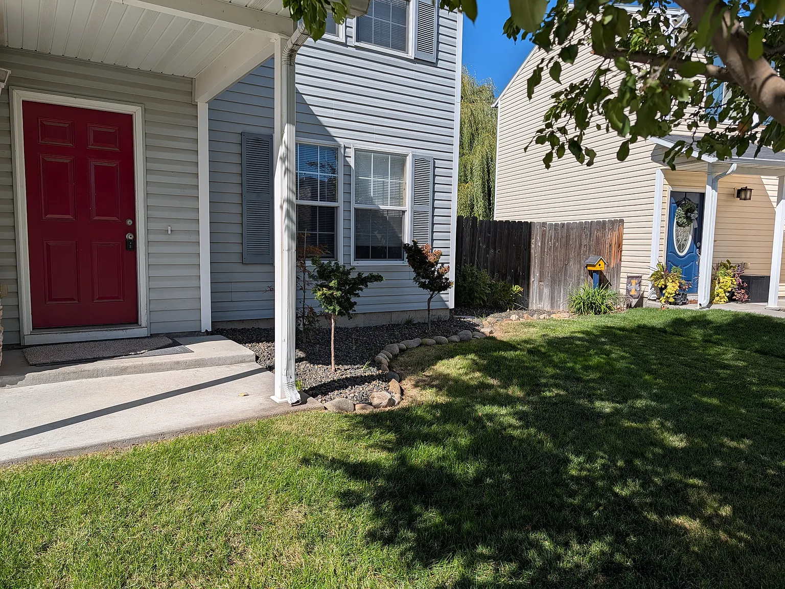88 E Roselake Drive — Photo 2