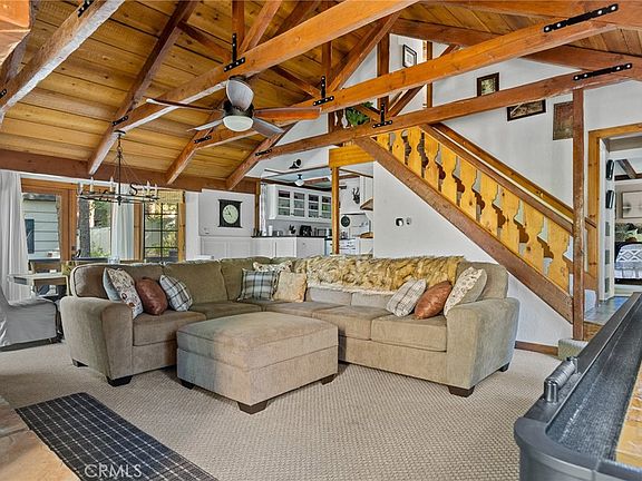 5th image of 137 John Muir Rd