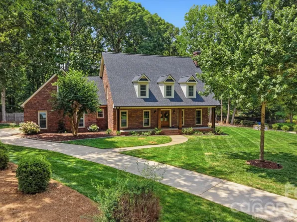 5243 Mintridge Rd, Mint Hill, NC 28227