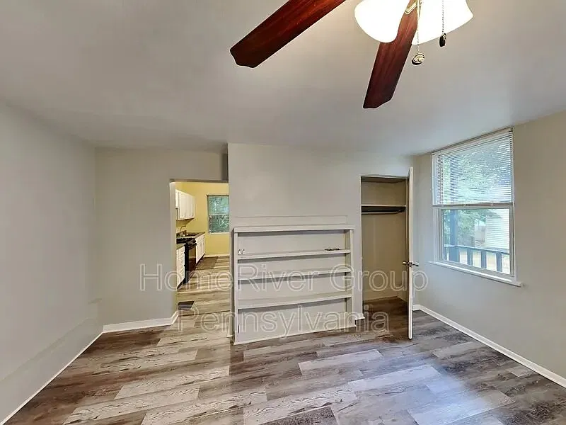 839 Eureka St — Photo 4