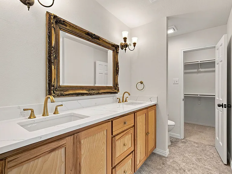 1205 Shannon Ln — Photo 36