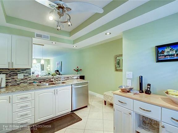 4th image of 2102 Lucaya Bnd APT B2