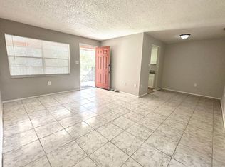Leo Lane E , Clearwater, FL 33755