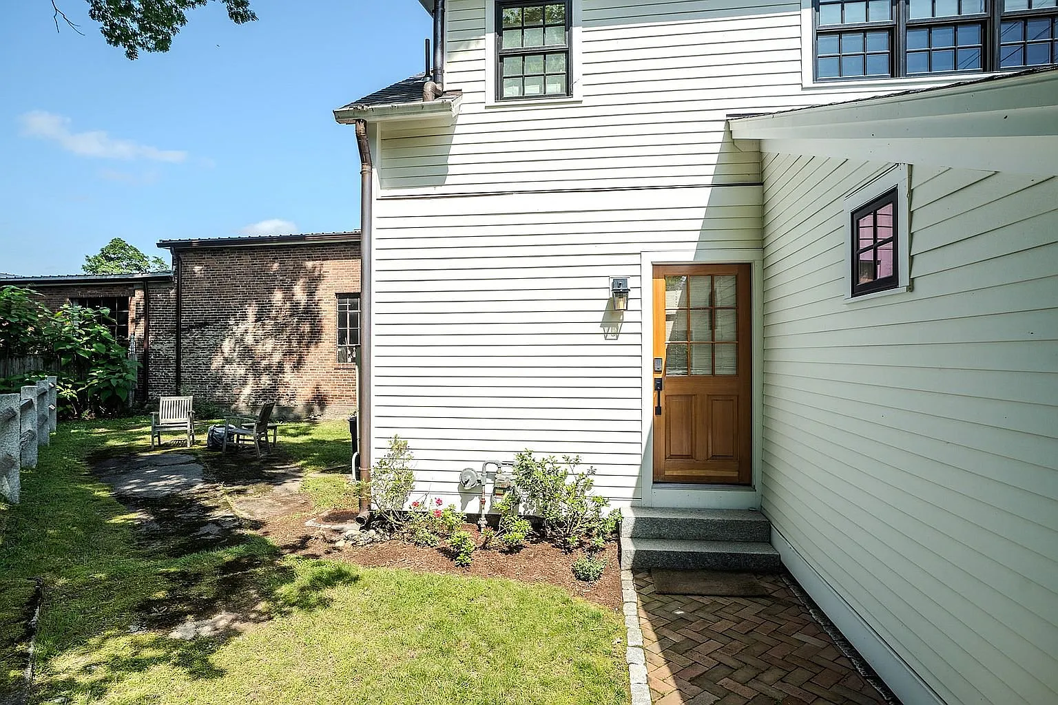 2 bed, 1400 sqft, $2,995 — Photo 4