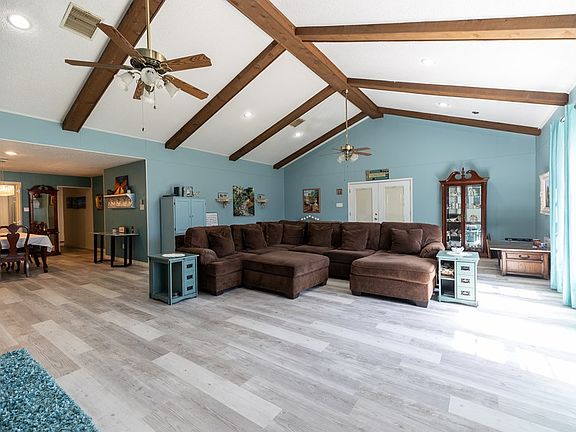 4th image of 2804 33rd St