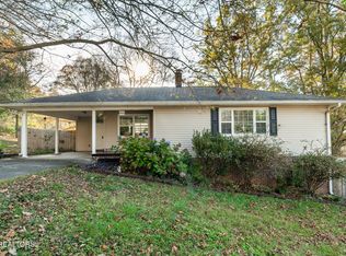 605 Tarpley St, Maryville, TN 37804