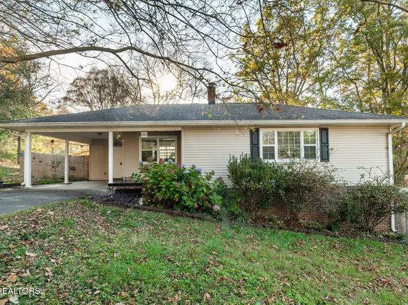 605 Tarpley St, Maryville, TN 37804