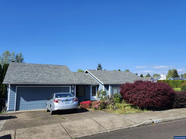 1555 Rock Ledge Dr NE, Keizer, OR 97303
