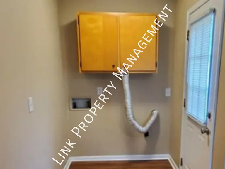 4911 Marylin Ln #B — Photo 12