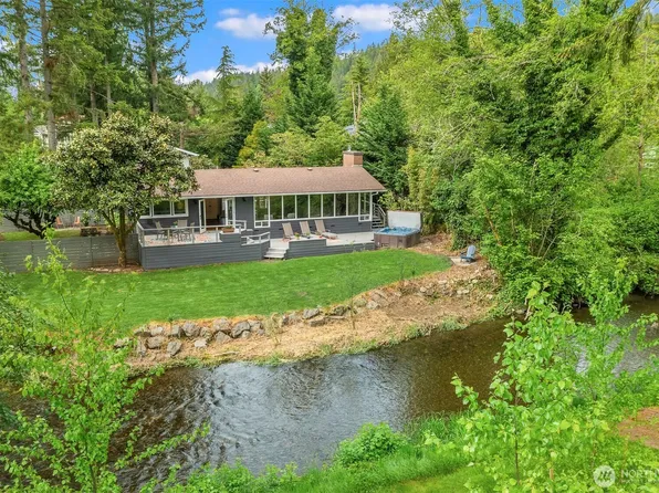 501 SE Sycamore Place, Issaquah, WA 98027