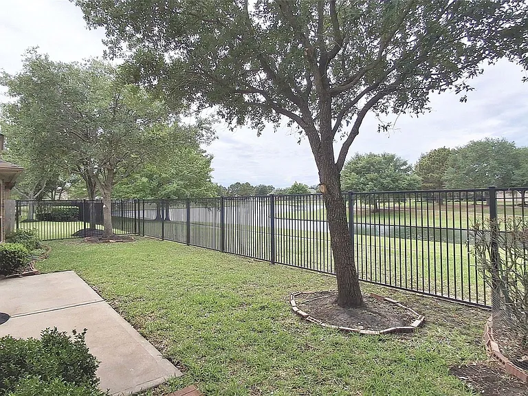 10615 Cortland Ridge Ln — Photo 36