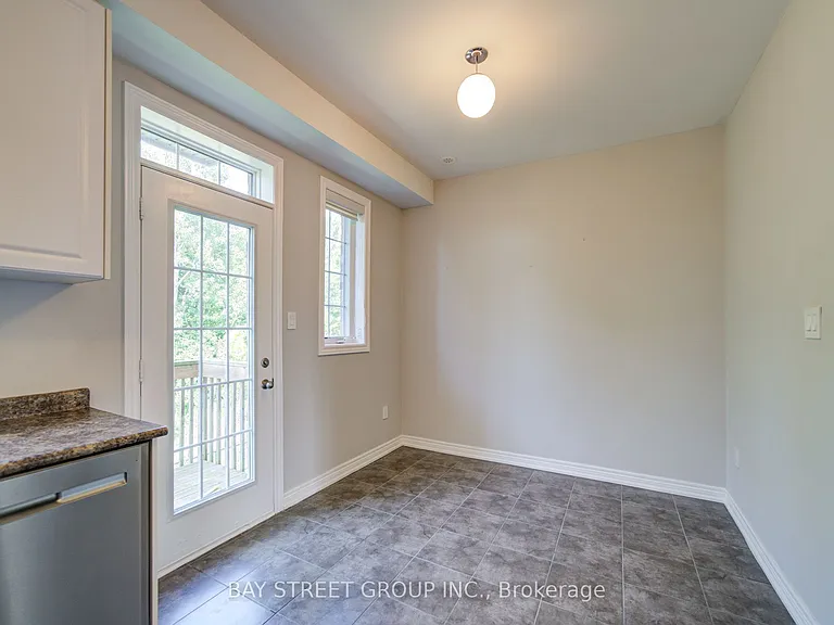 48 Roy Grove Way — Photo 12
