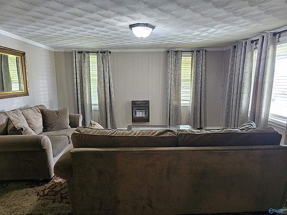 4th image of 361 County Road 1753