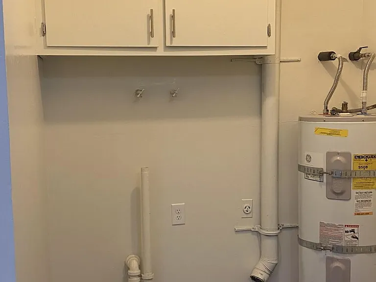 Mel Alma Apartments — Photo 13