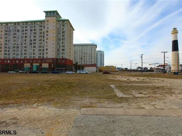 108 S Seaside Ave, Atlantic City, NJ 08401