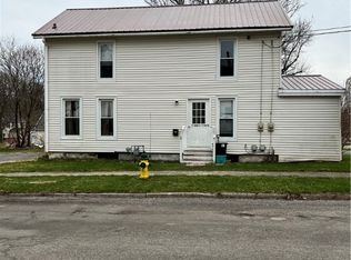 15 Handley St, Perry, NY 14530