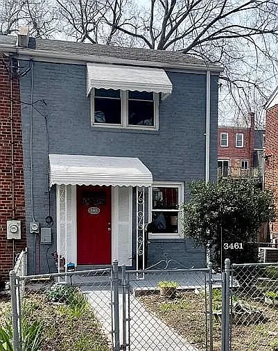 3461 24th St SE photo 1