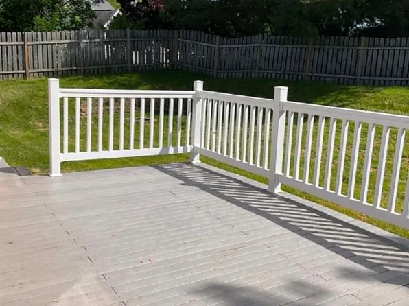 204 W Fairbanks St, Marquette, MI 49855