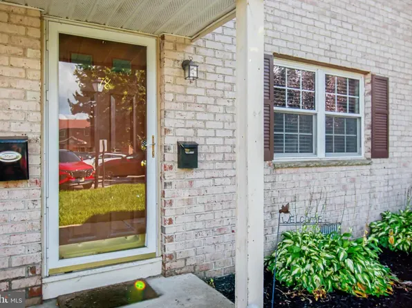78 Forge Rd, Medford, NJ 08055