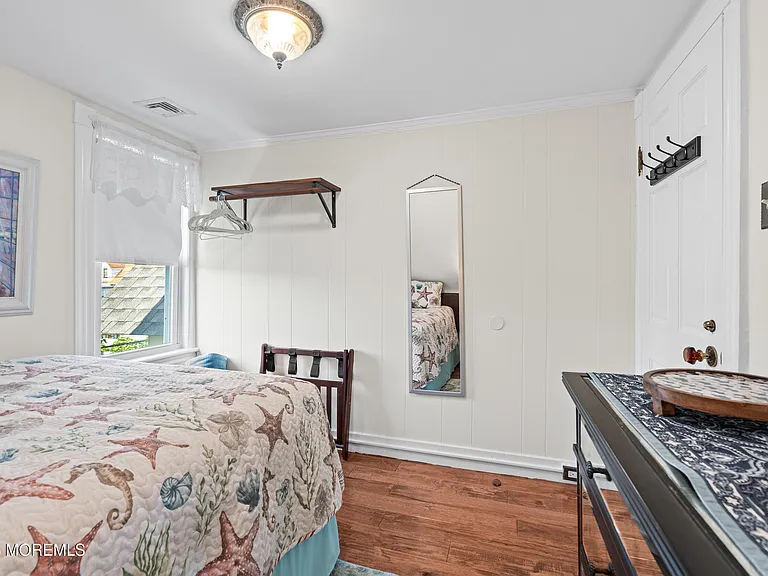 75 Webb Ave #UPPER -WEEKLY — Photo 24