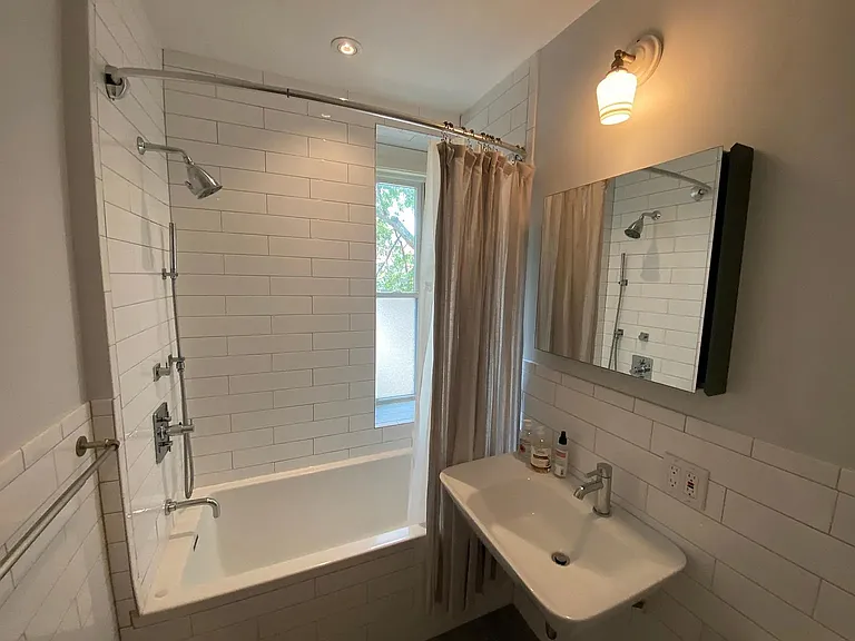 Full Bath