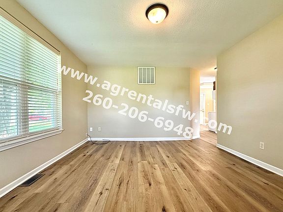 2nd image of 337 Lincoln St