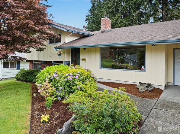 1020 Rosewood Lane, Fircrest, WA 98466