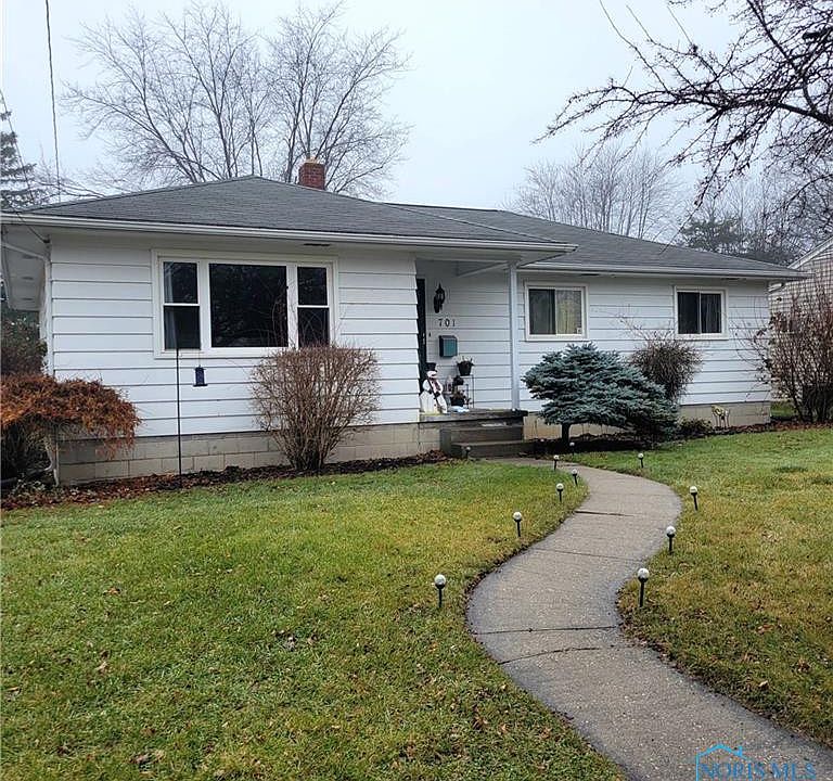 1st image of 701 W College Ave