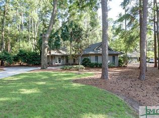 15 Monastery Rd W, Savannah, GA 31411