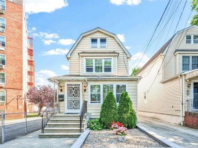 68-09 Olcott Street, Flushing, NY, 11375