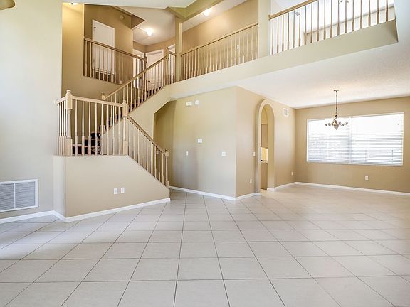 2nd image of 16036 Shinnecock Dr