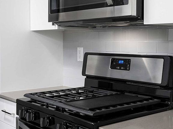 Finish Package II: Kitchen