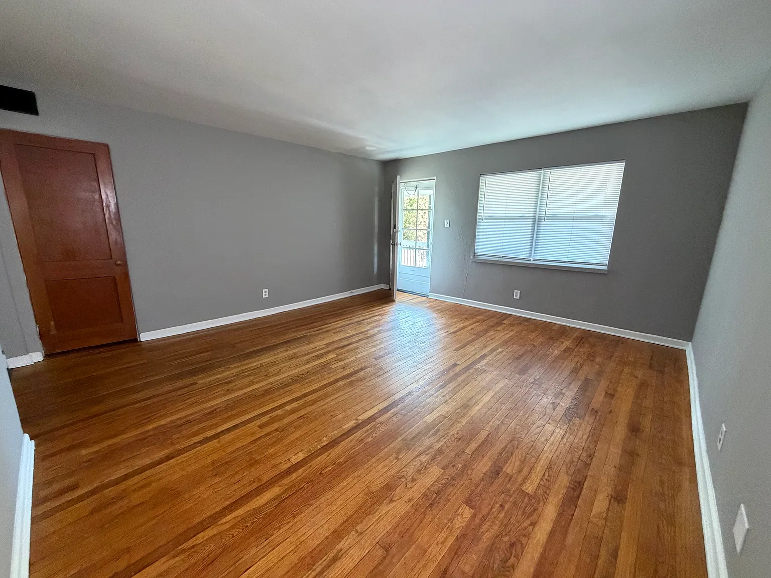 27 S Smithville Rd — Photo 3