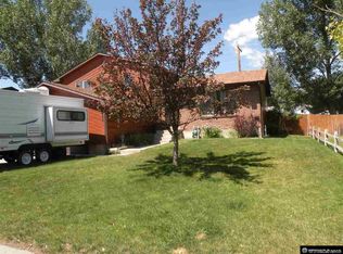 1055 Elk Mountain Dr, Green River, WY 82935