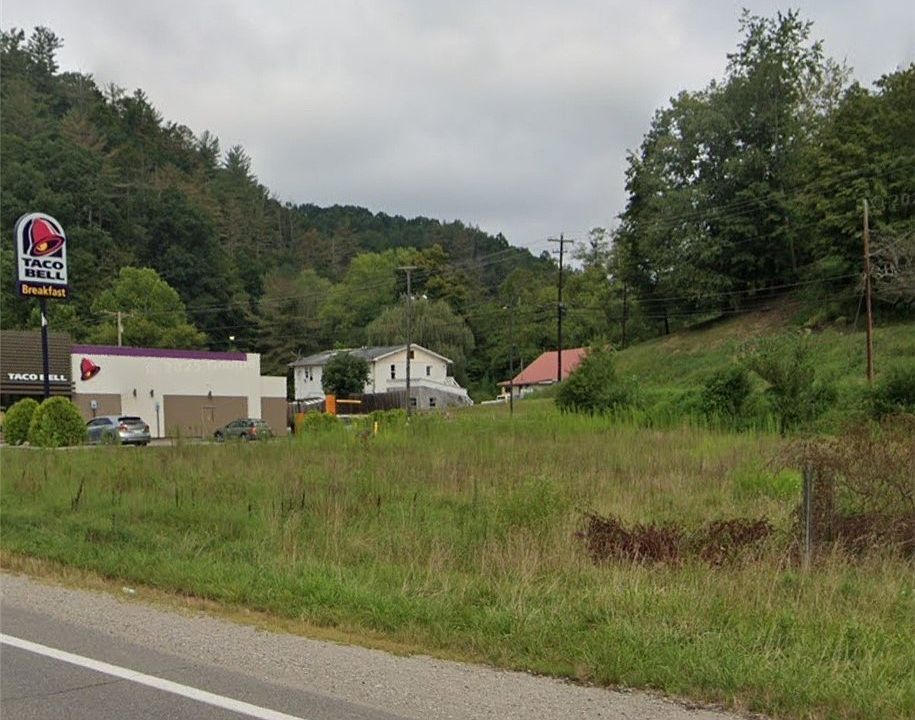 1st image of 444 Ripley Rd