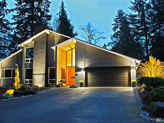 2nd image of 6810 Opal Ln SW