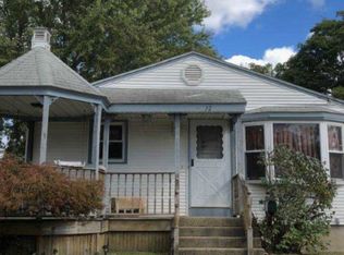 12 Pearl Ave, Cranston, RI 02905