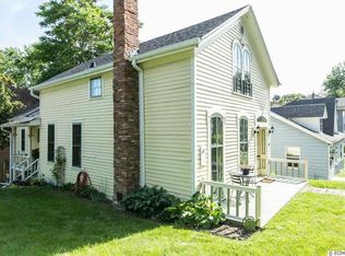 636 W 11th St, Dubuque, IA 52001