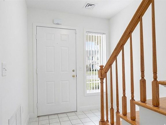 4th image of 57 Lawton Brook Ln #57
