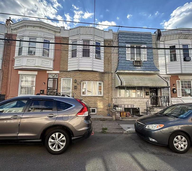 1st image of 2612 S 8th St