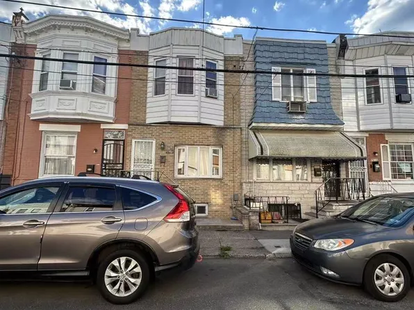 2612 S 8th St, Philadelphia, PA 19148