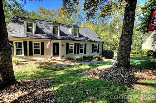 3806 Bridgewood Ln Photo 1