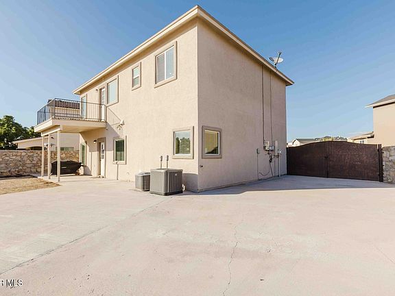 4th image of 12251 Joaquin Roman Ln